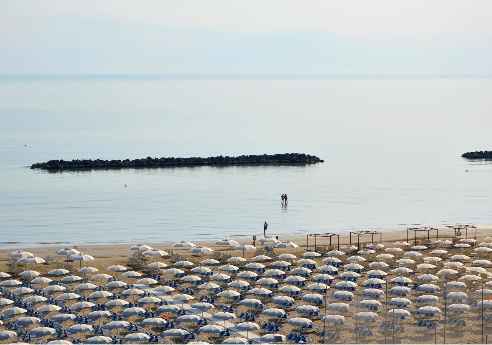 Hotel Sayonara Σενιγκάλια Εξωτερικό φωτογραφία